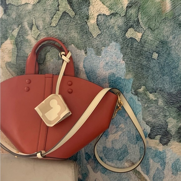 Tory Burch women bag purse EMERSON
MINI BUCKET
BAG - Picture 3 of 14